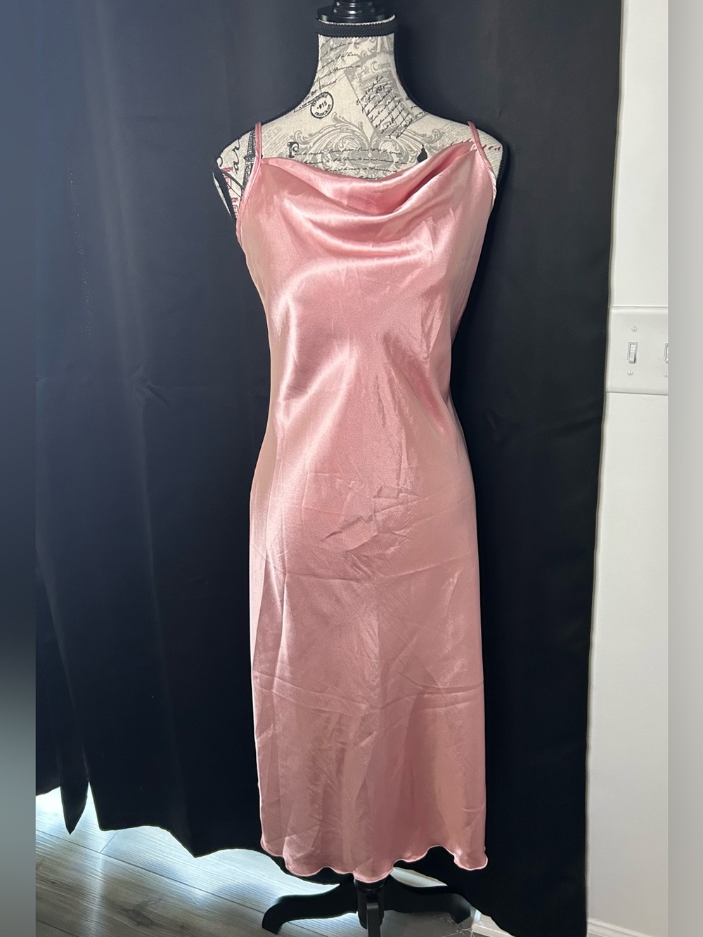 Women’s New Bebe Satin Midi Dress (S)
